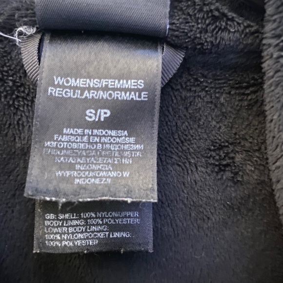 Like New! North Face Jacket - Picture 3 of 3